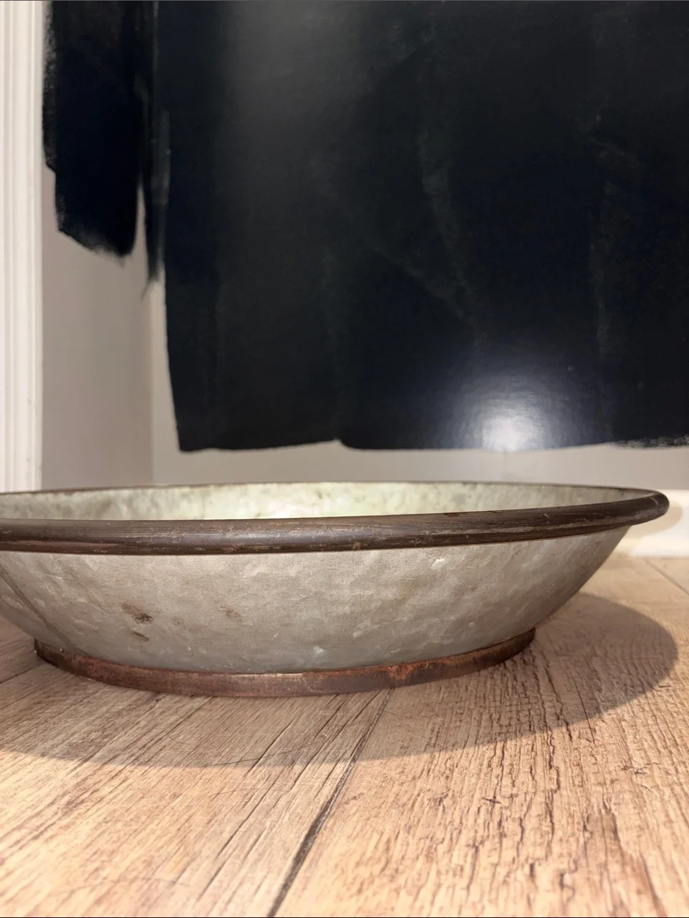 NWT Foreside Home & Garden Round Metal Wall Mirror